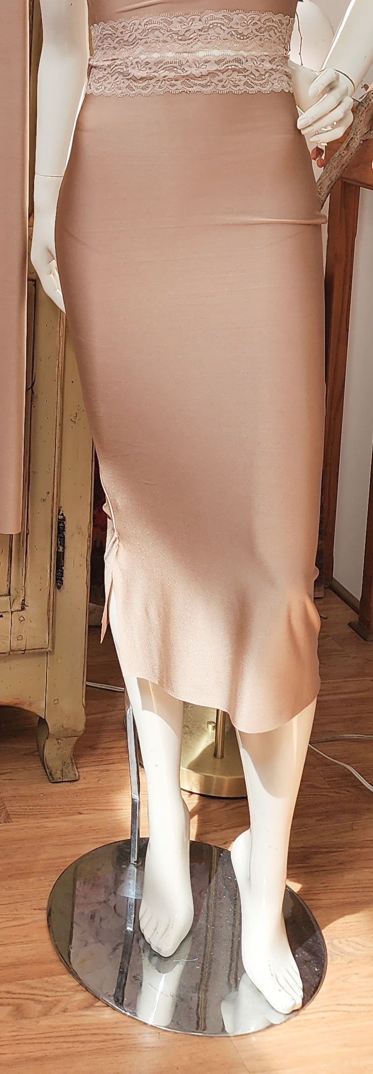 THE 1/2 SLIP M PETITTE / BLACK