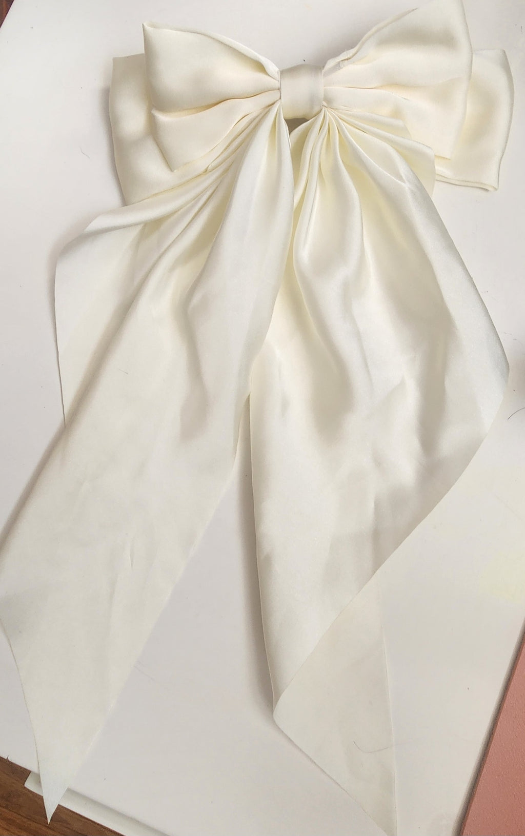 Margot large bow