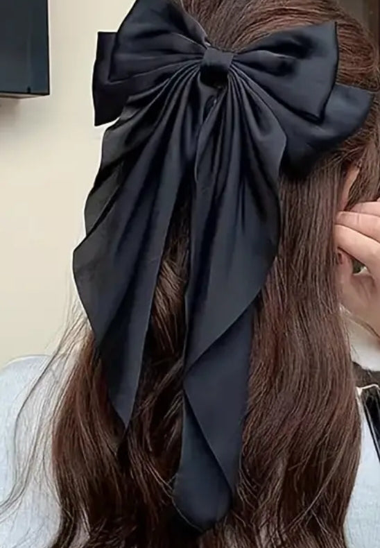 Margot large bow